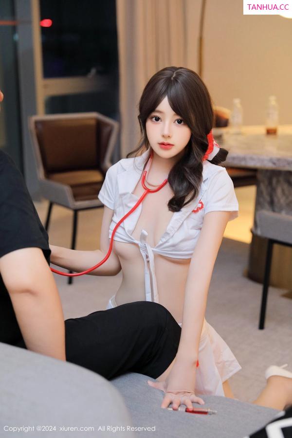   [XiuRen]高清写真图 2024.09.14 No.9163 桃妖夭 丝袜美腿第21张图片